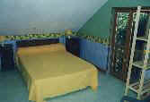 chambre maisonnette g&icirc;te en P&eacute;rigord Dodogne